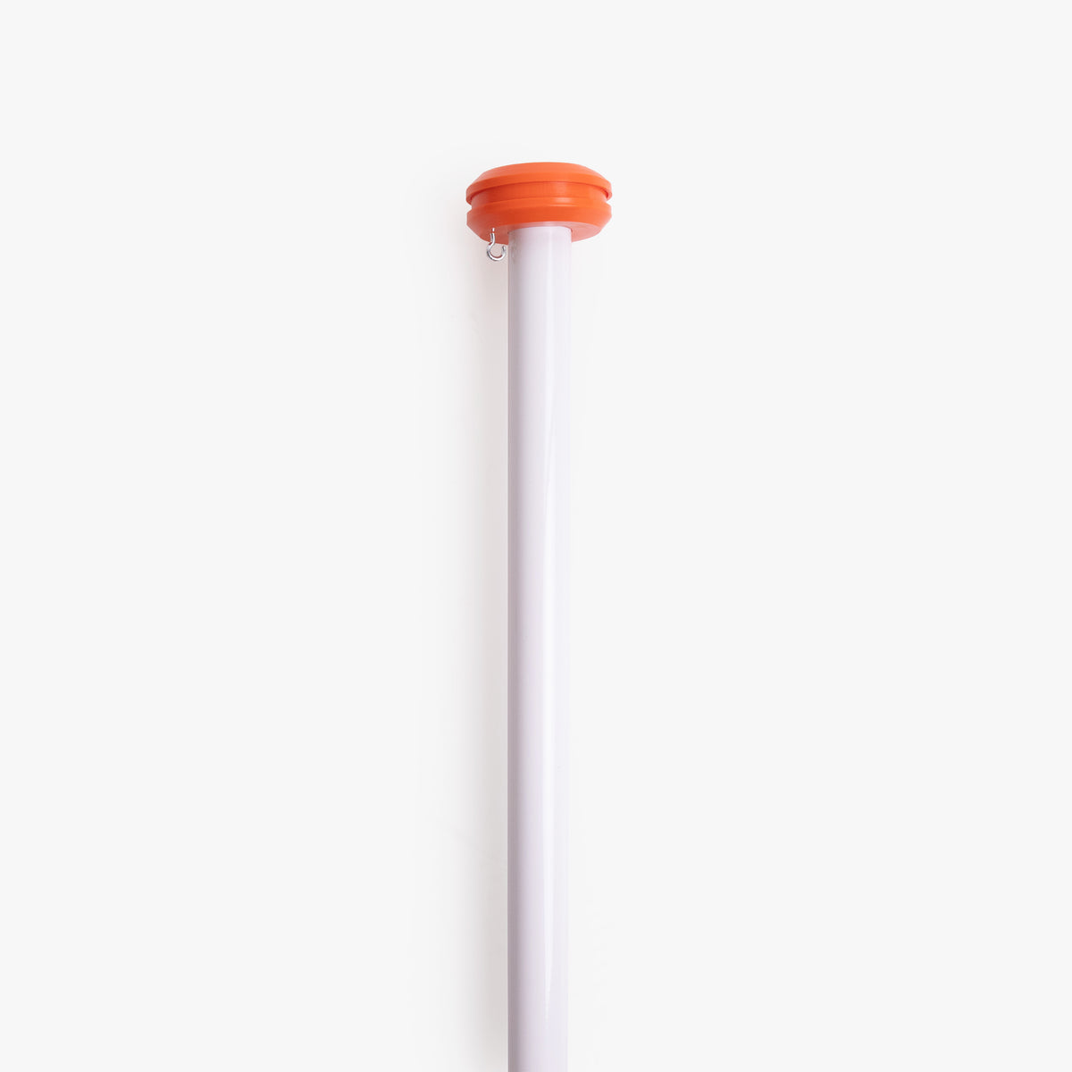 De witte gevelstok van 200 cm in zijn geheel, met oranje dop aan de bovenkant